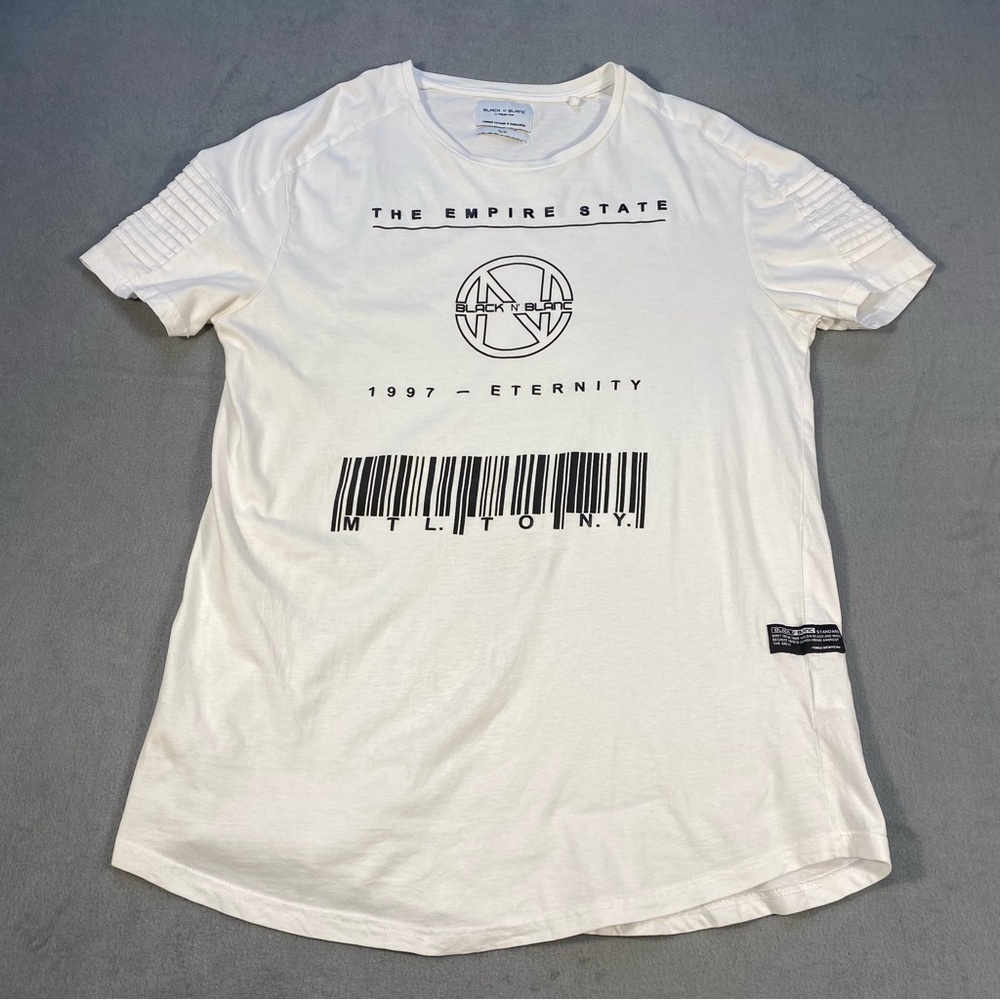 Black n Blanc Men’s White Graphic T-Shirt, Short Sleeves, size XL